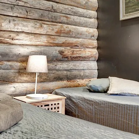 Apartment The Hideaway By Hilla